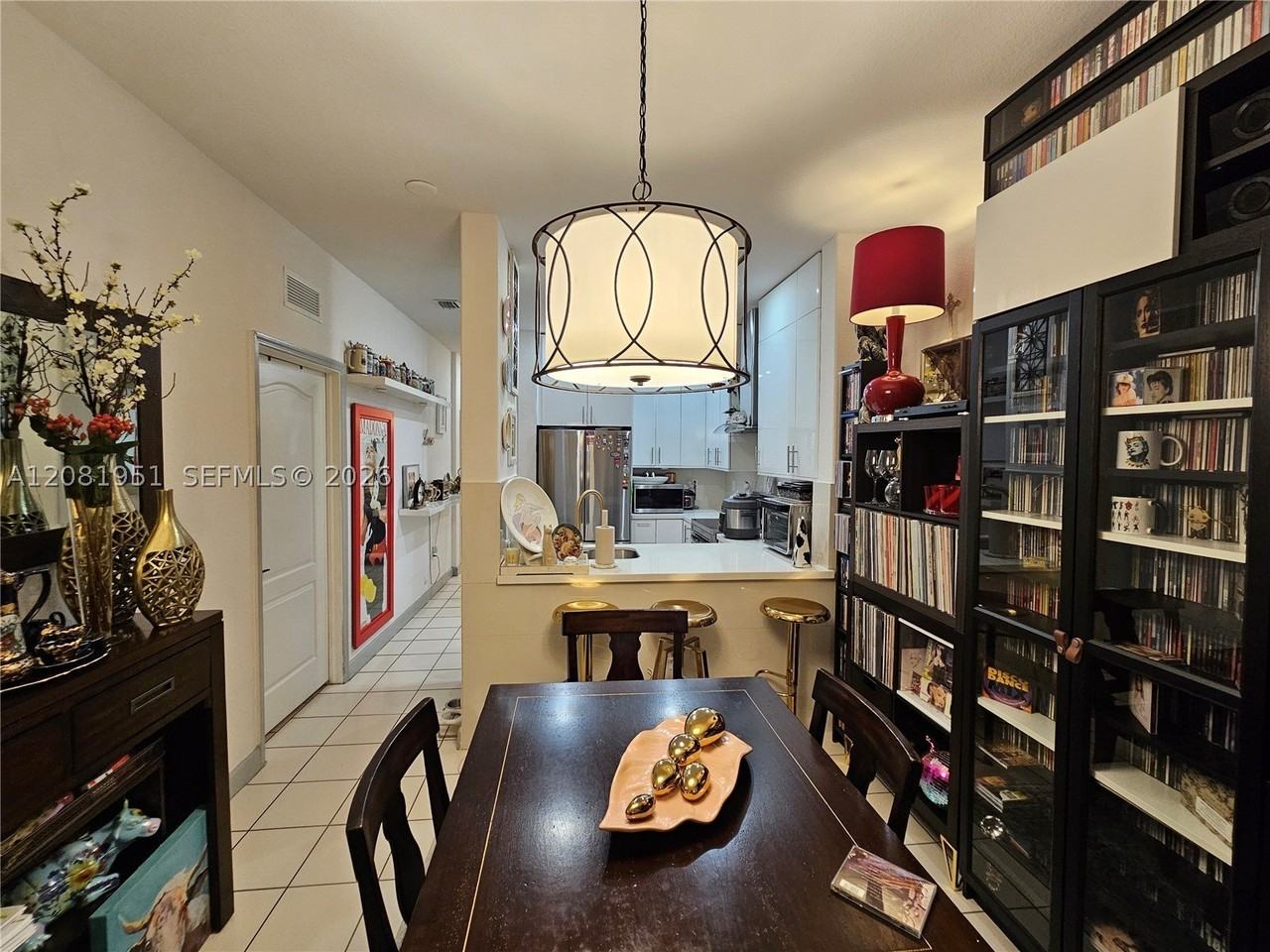 1661 Se 28th St #105 - Photo 5 of 26