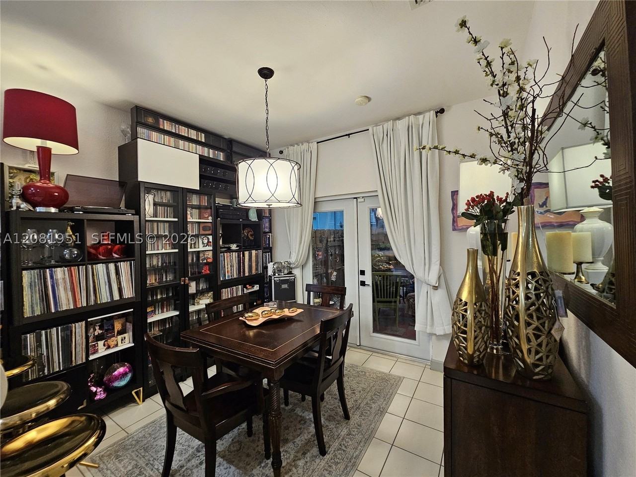 1661 Se 28th St #105 - Photo 6 of 26