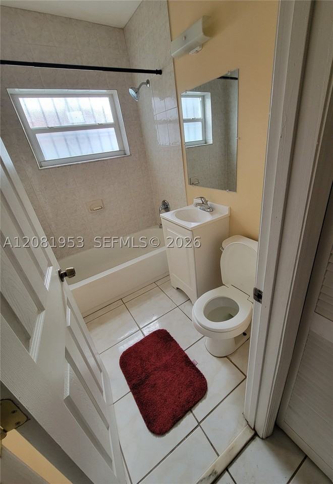 7015 Nw 4th Ct #7017 - Photo 6 of 9