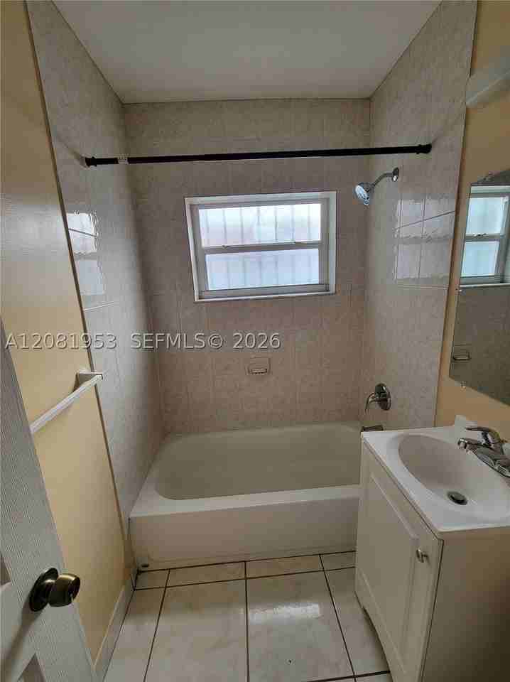 7015 Nw 4th Ct #7017 - Photo 7 of 9