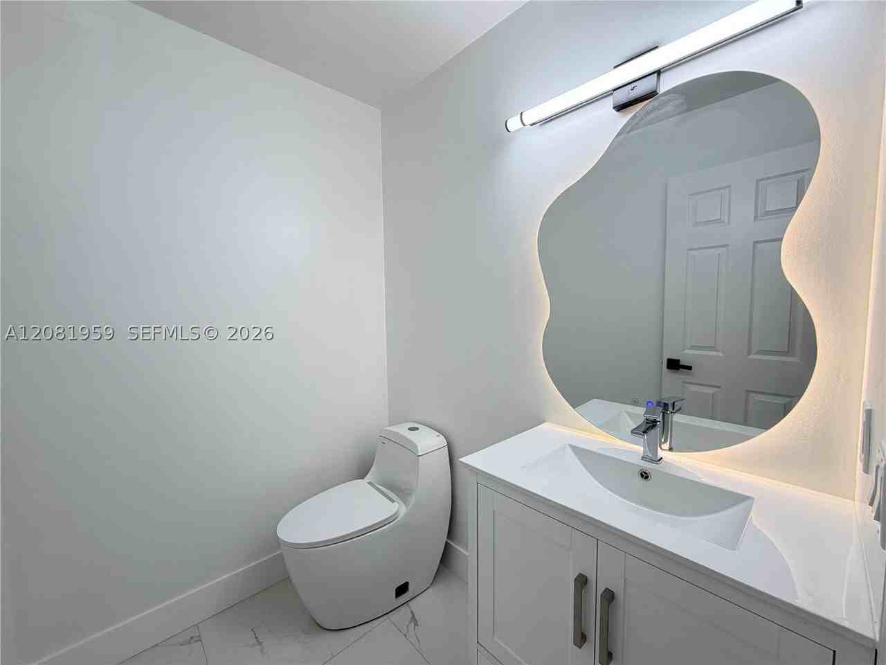 2029 Greenview Cove Dr #2029 - Photo 5 of 21