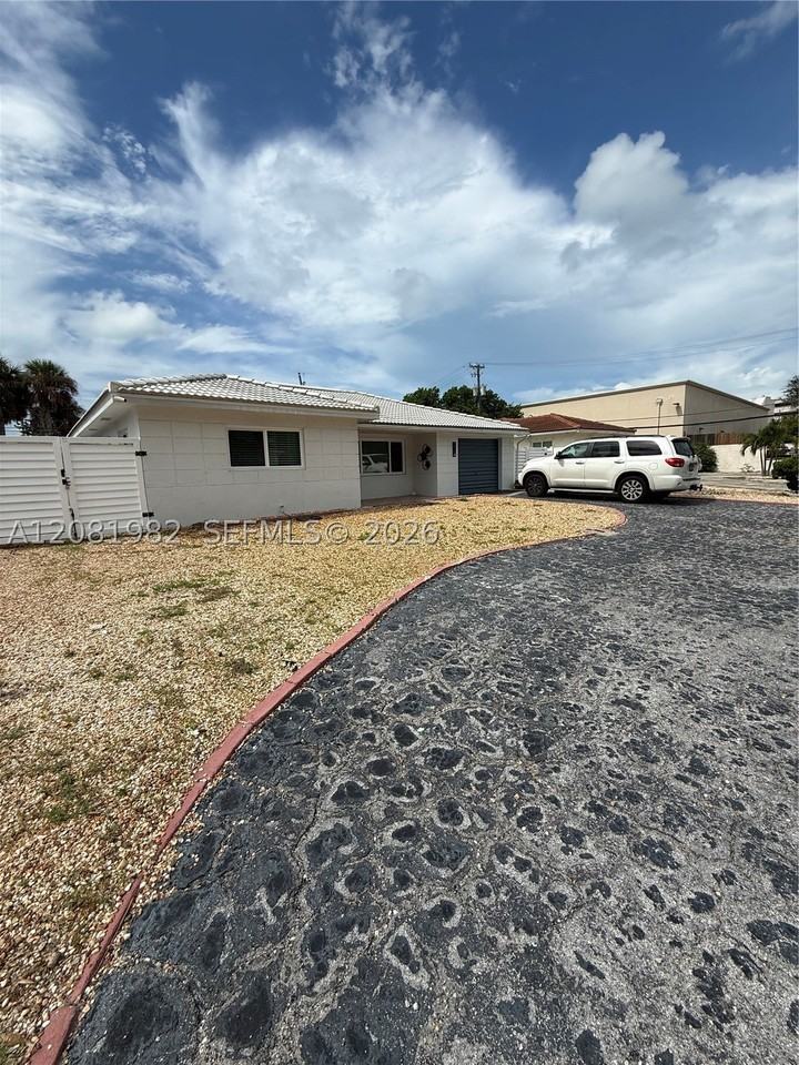 52 45th Ave - Photo 3 of 21