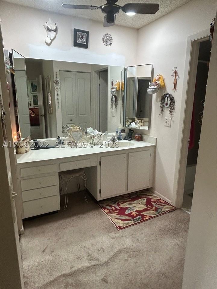9205 Pecky Cypress Ln #8F - Photo 7 of 19