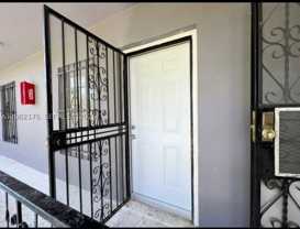 752 Nw 4th St #5 - Photo 1 of 1