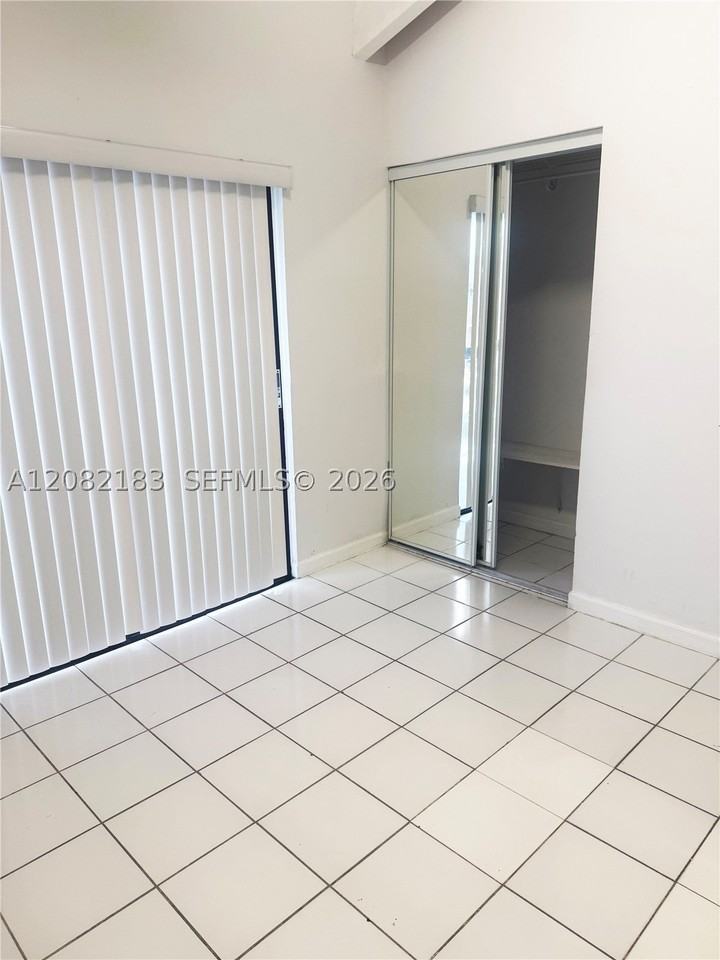 1811 Sw 107th Ave #2303 - Photo 3 of 6