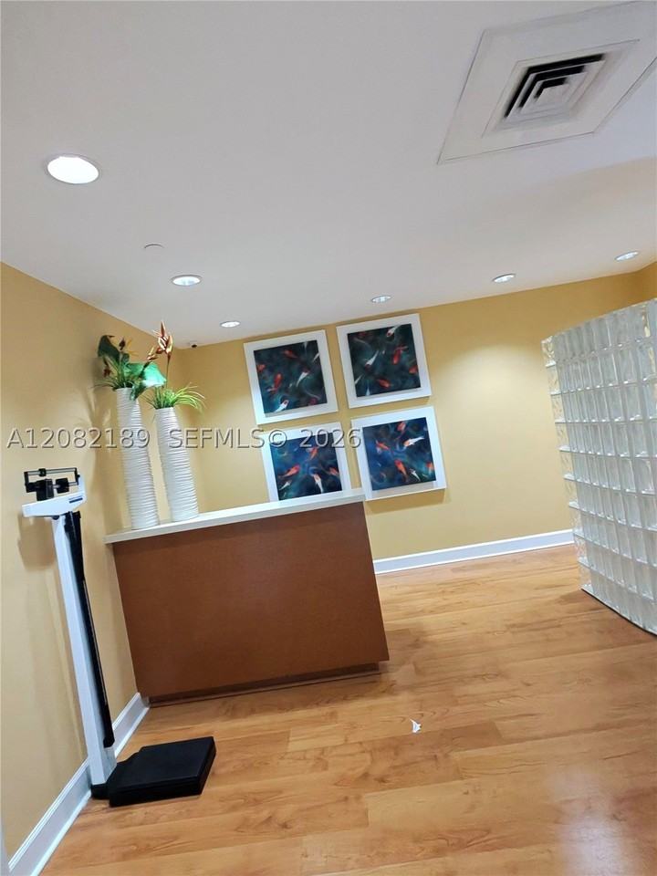 7350 Sw 89th St #1102S - Photo 3 of 12