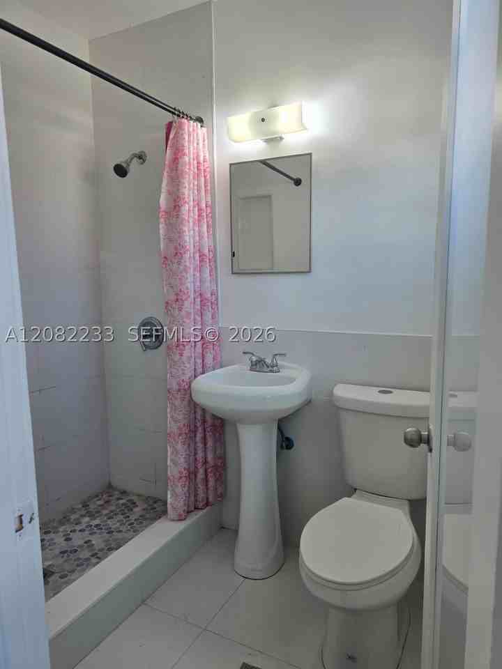 1945 Ne 171st St #1 - Photo 7 of 8