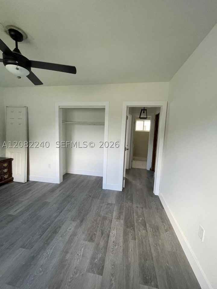 2142 Nw 27th St #2142 - Photo 2 of 3