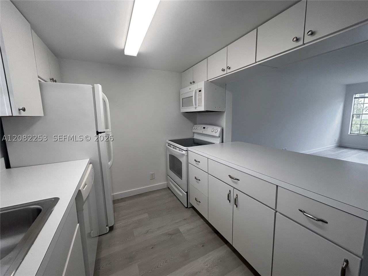 6324 La Costa Dr #B - Photo 5 of 30