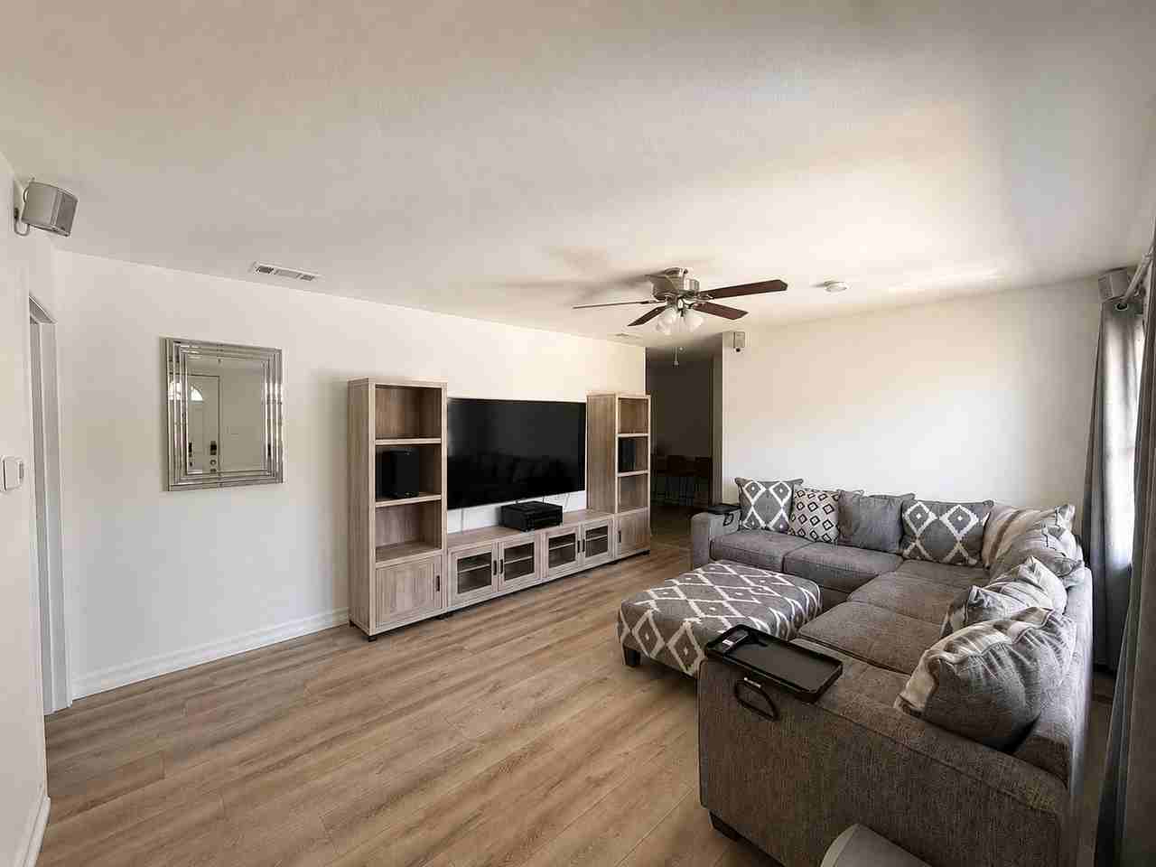 4117 30th St - Photo 2 of 23