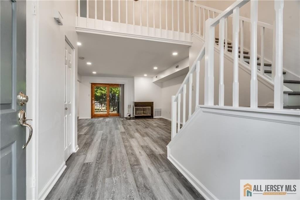 130 Winchester Way - Photo 4 of 44