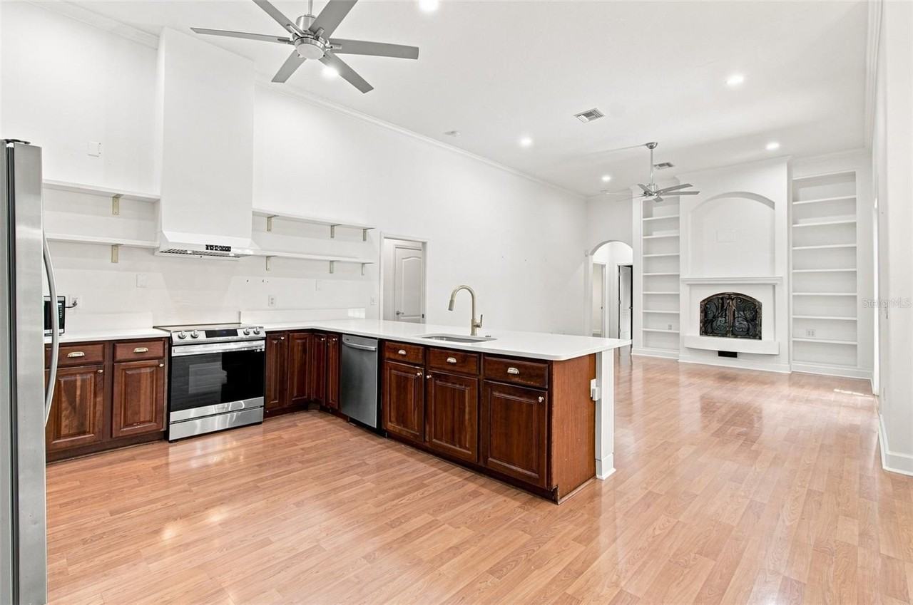 7650 Partridge Street Cir - Photo 4 of 50