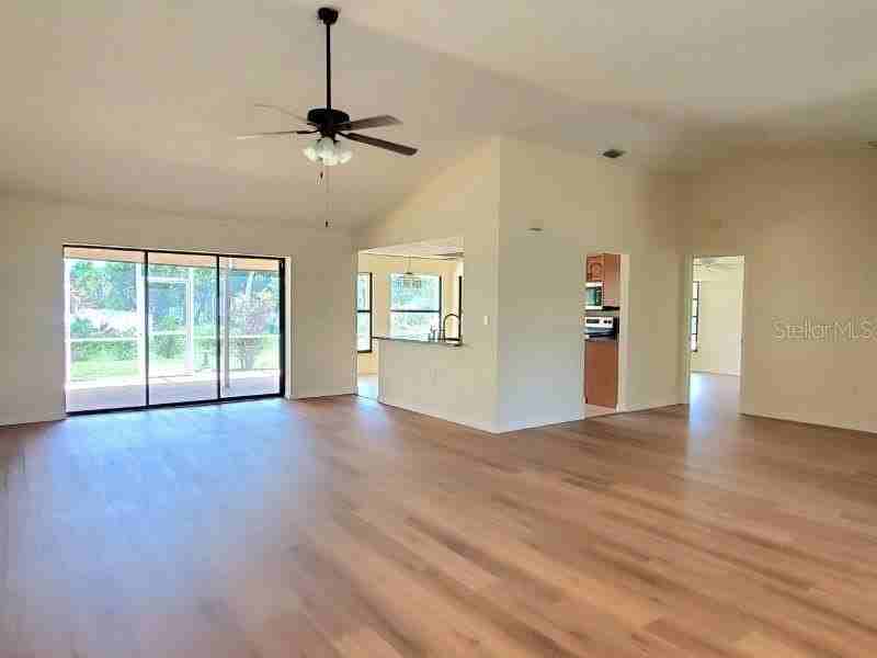 1472 Neapolitan Rd - Photo 7 of 37
