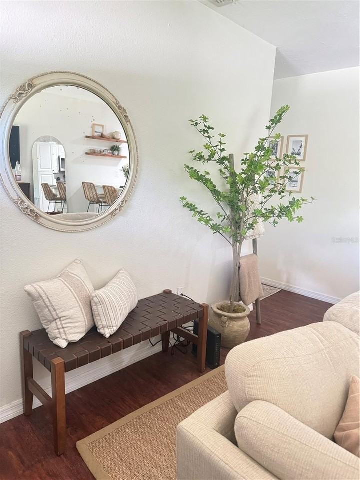 1003 Tropical Ave Nw - Photo 2 of 40