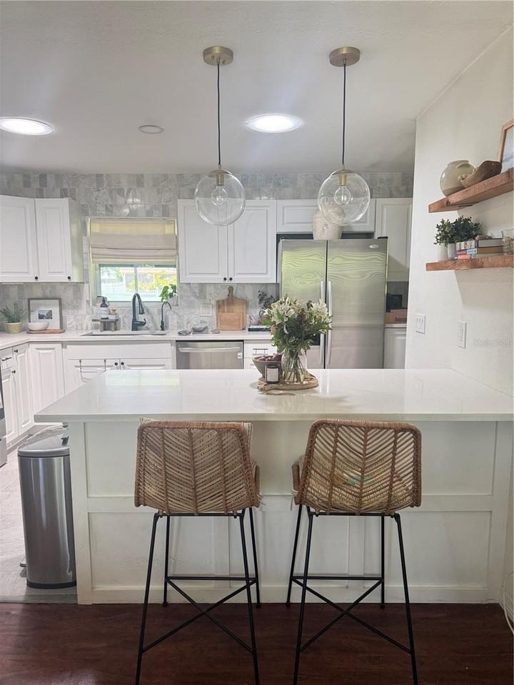 1003 Tropical Ave Nw - Photo 4 of 40