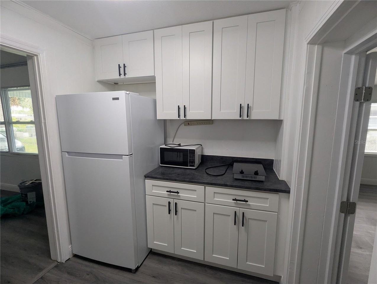 1513 Akron Dr - Photo 3 of 22