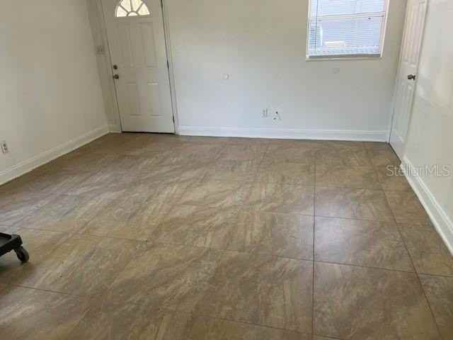 1227 Se 19th Ter - Photo 3 of 13