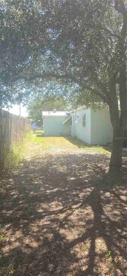1 Delarm Ave - Photo 4 of 23