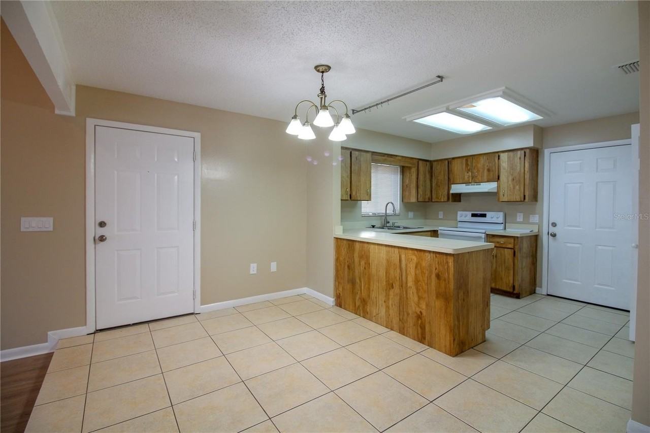 1545 King Ave - Photo 5 of 21