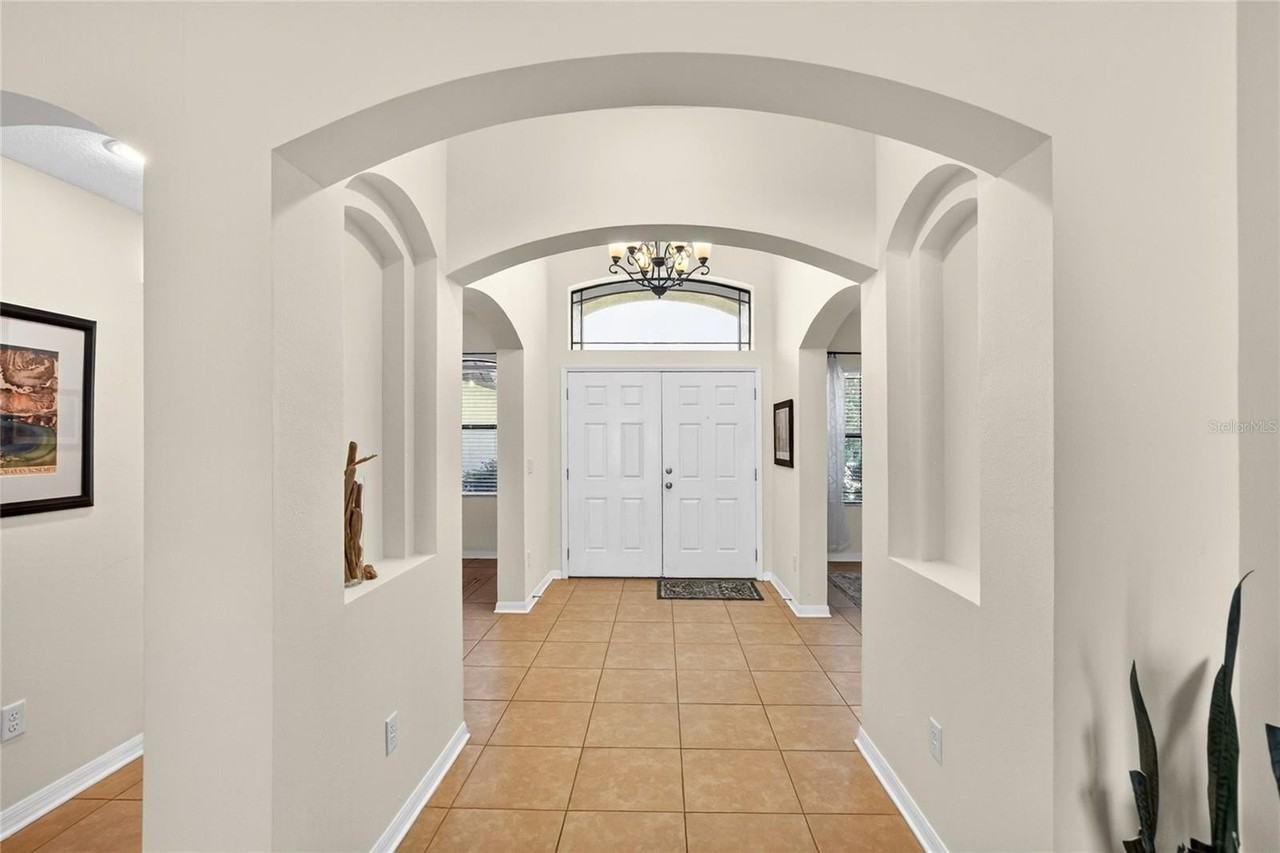 3935 Sunset Lake Dr - Photo 6 of 50