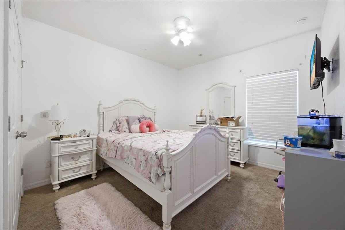 2414 Addison Creek Dr - Photo 5 of 28