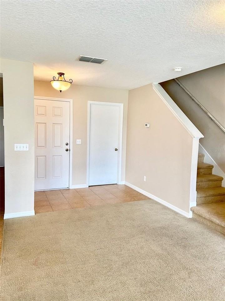 2539 Aventurine St - Photo 4 of 24