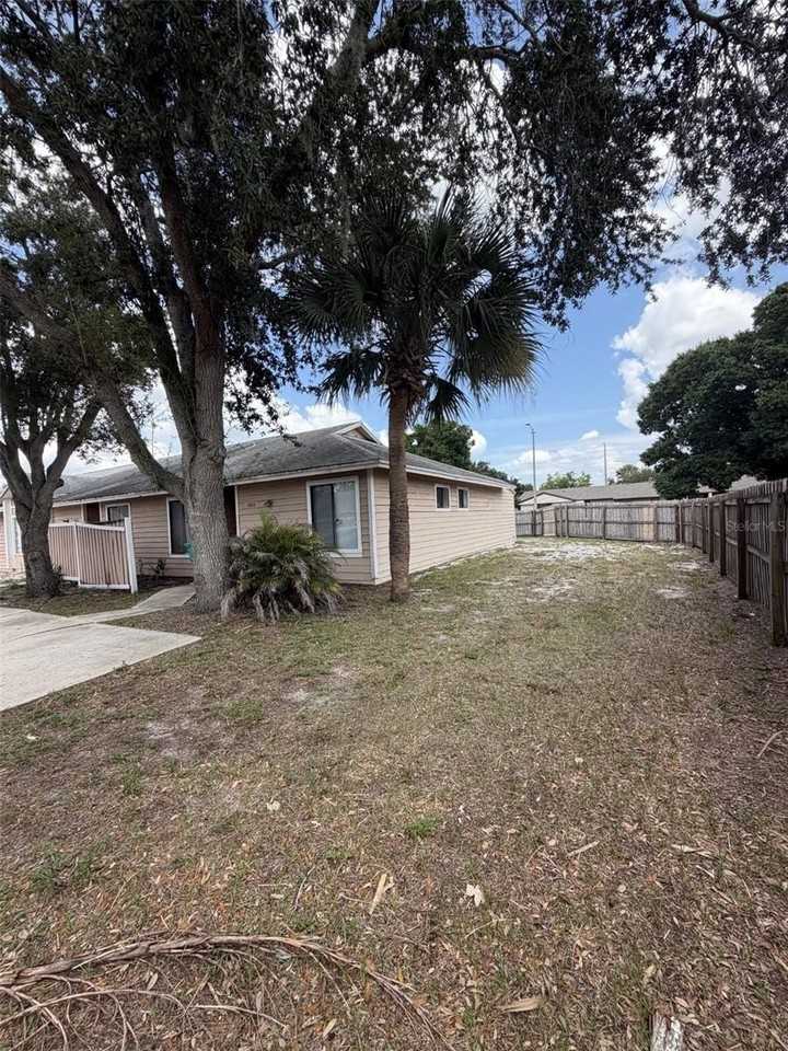2803 Waxy Willow Ln - Photo 3 of 23