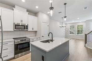 4353 Roush Ave - Photo 3 of 9