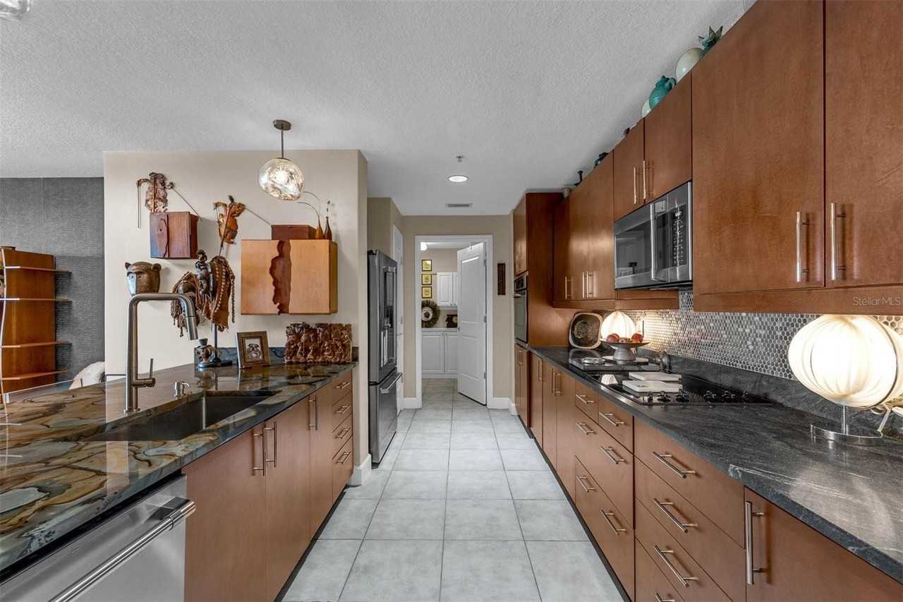 100 S Eola Dr #1005 - Photo 6 of 39