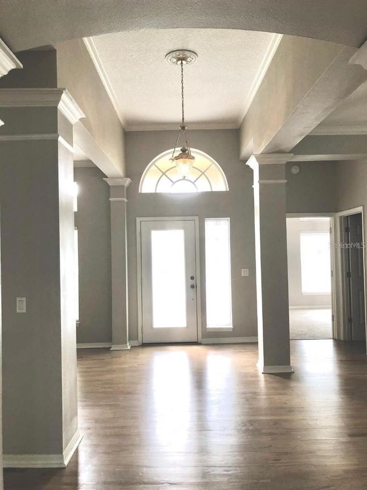 725 Timacuan Blvd - Photo 3 of 33