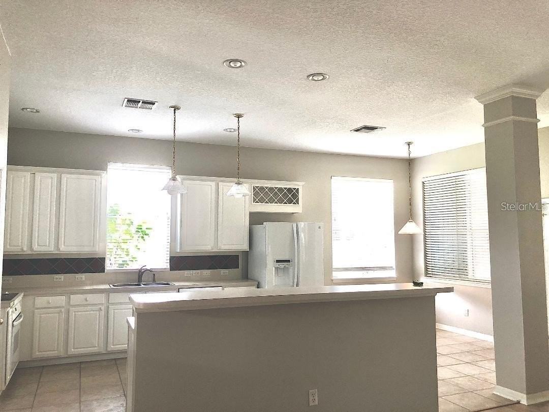 725 Timacuan Blvd - Photo 5 of 33