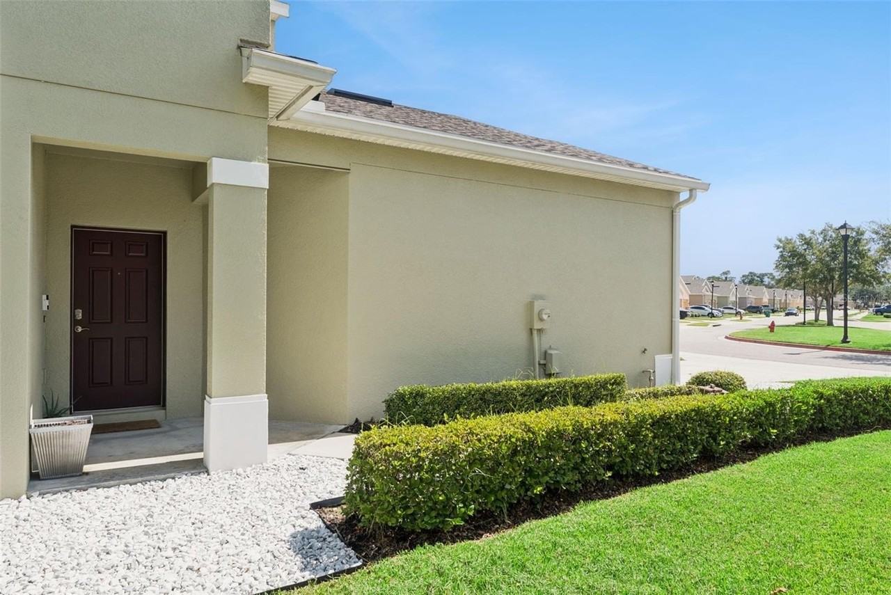1356 Scarlet Oak Loop - Photo 2 of 38