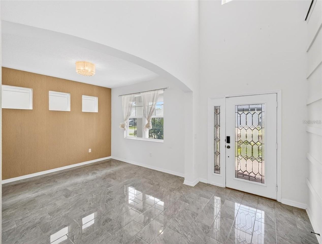 2556 Leyland Cypress Ln - Photo 3 of 28