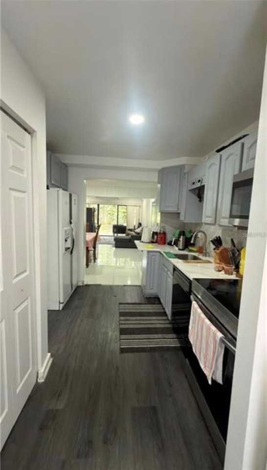 5304 Indian Creek Dr #D03 - Photo 7 of 26