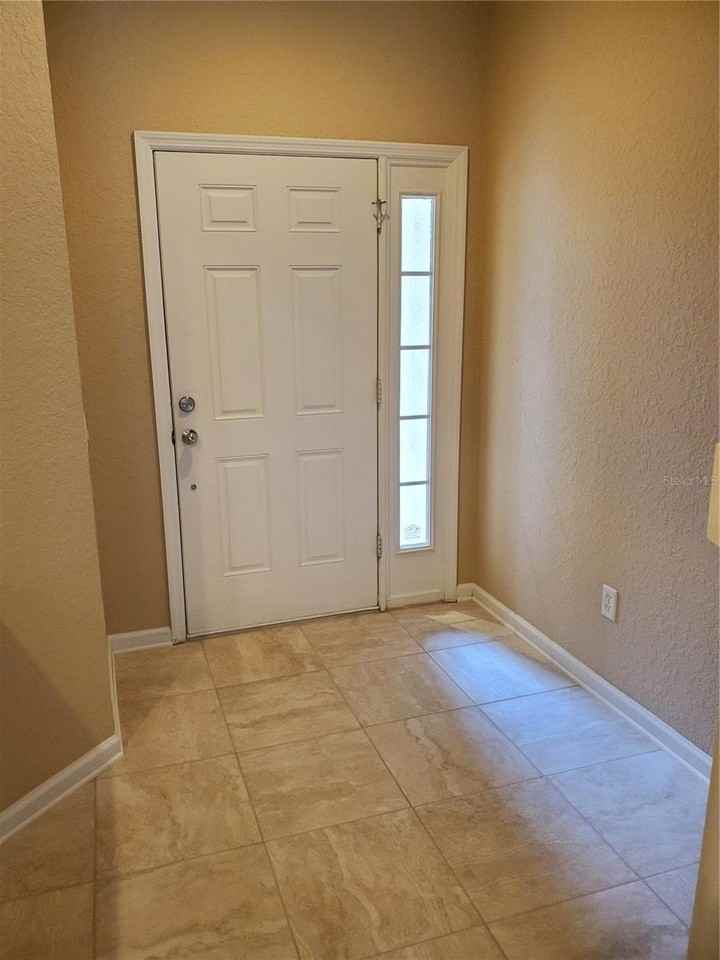 4233 Sw 50th Cir - Photo 3 of 22