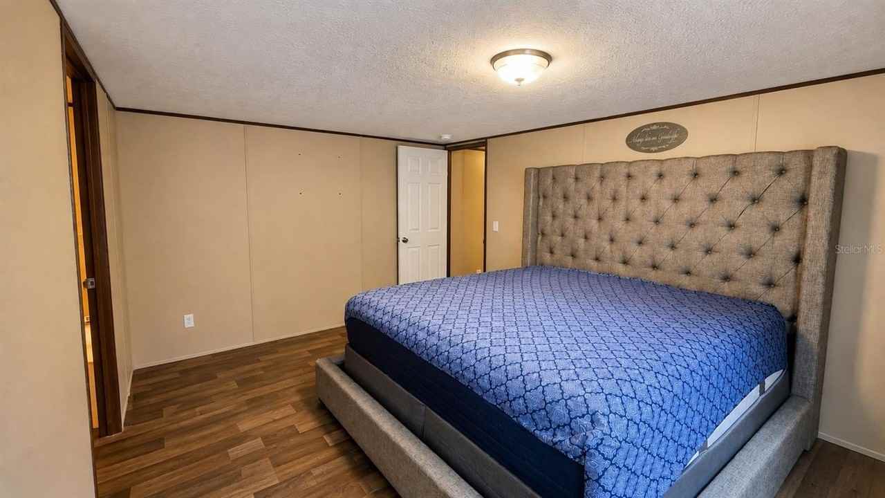 16456 Ne 35th Avenue Rd - Photo 7 of 17