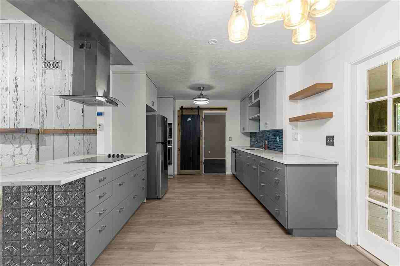 4951 Se 35th Ave - Photo 5 of 14