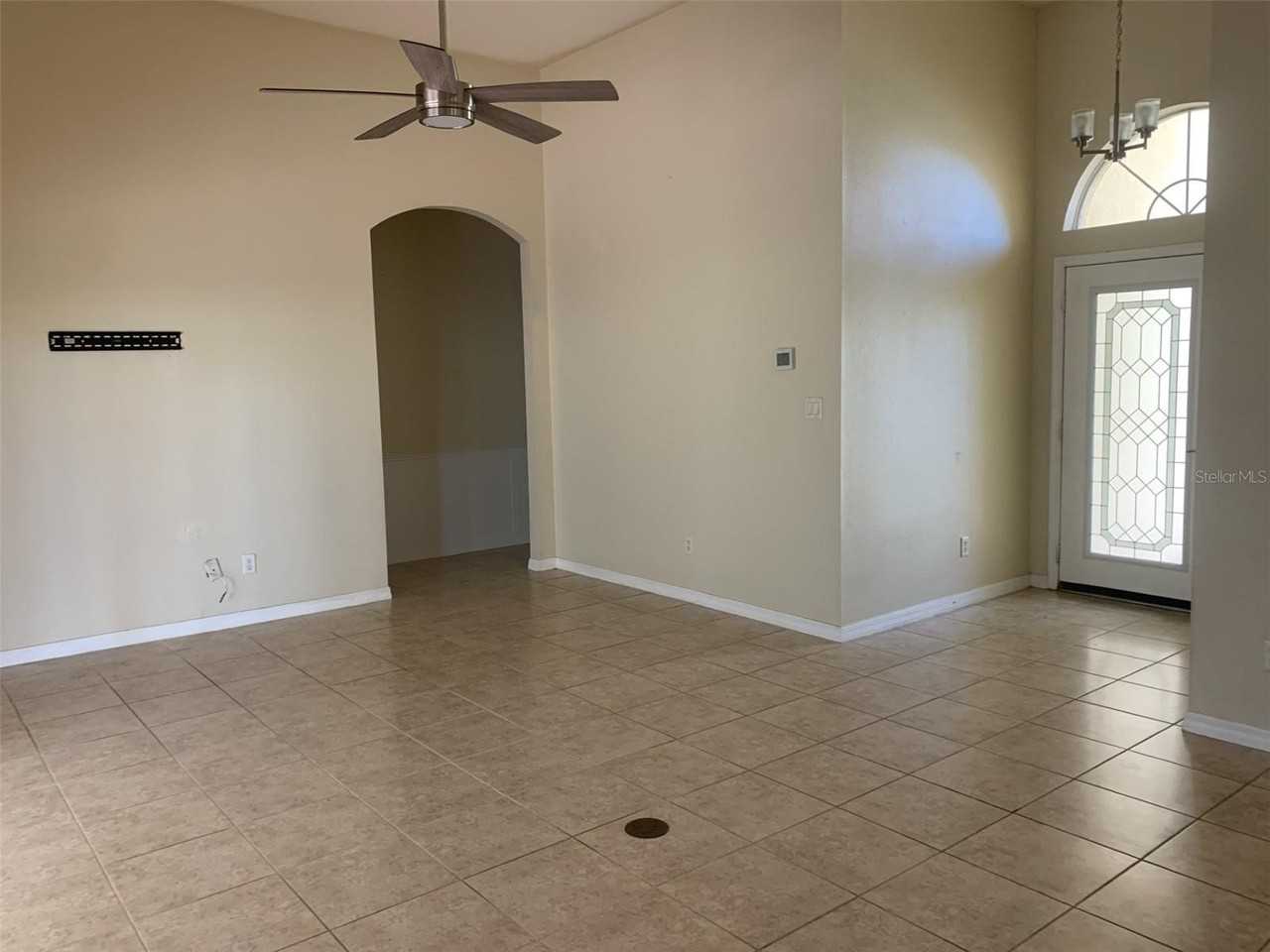 3741 Woodleaf Ct - Photo 5 of 27