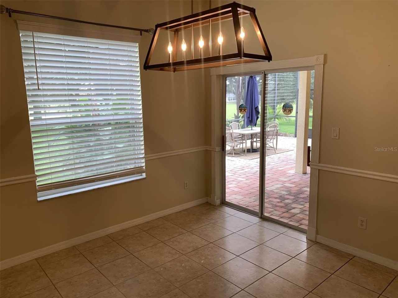 3741 Woodleaf Ct - Photo 7 of 27