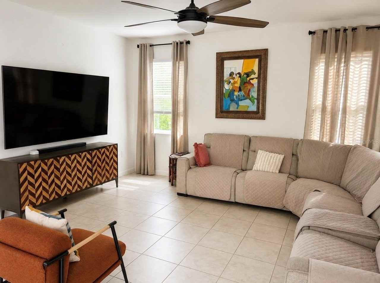 1407 Verdello Pl - Photo 4 of 20