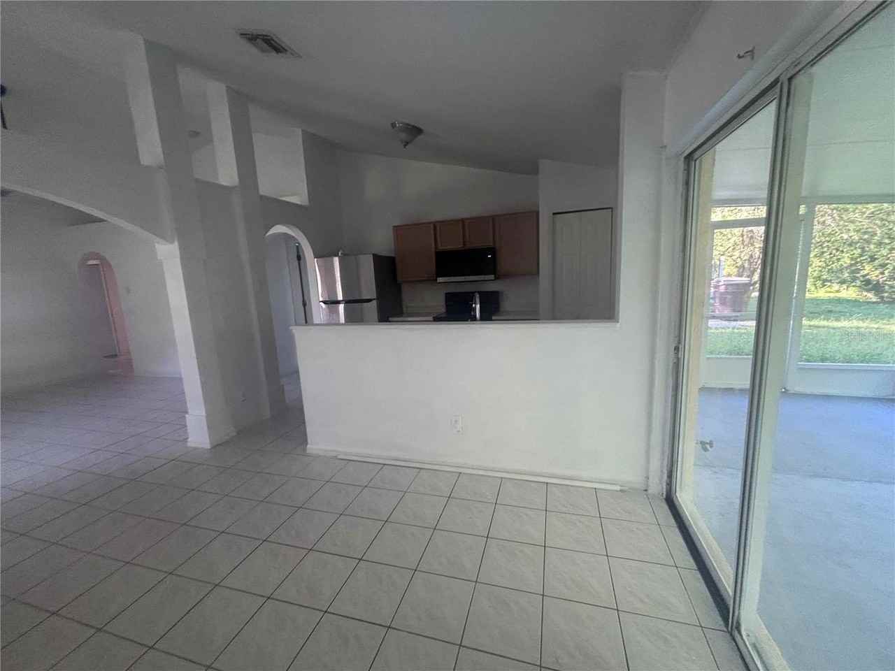2422 Parsons Pond Cir - Photo 3 of 13