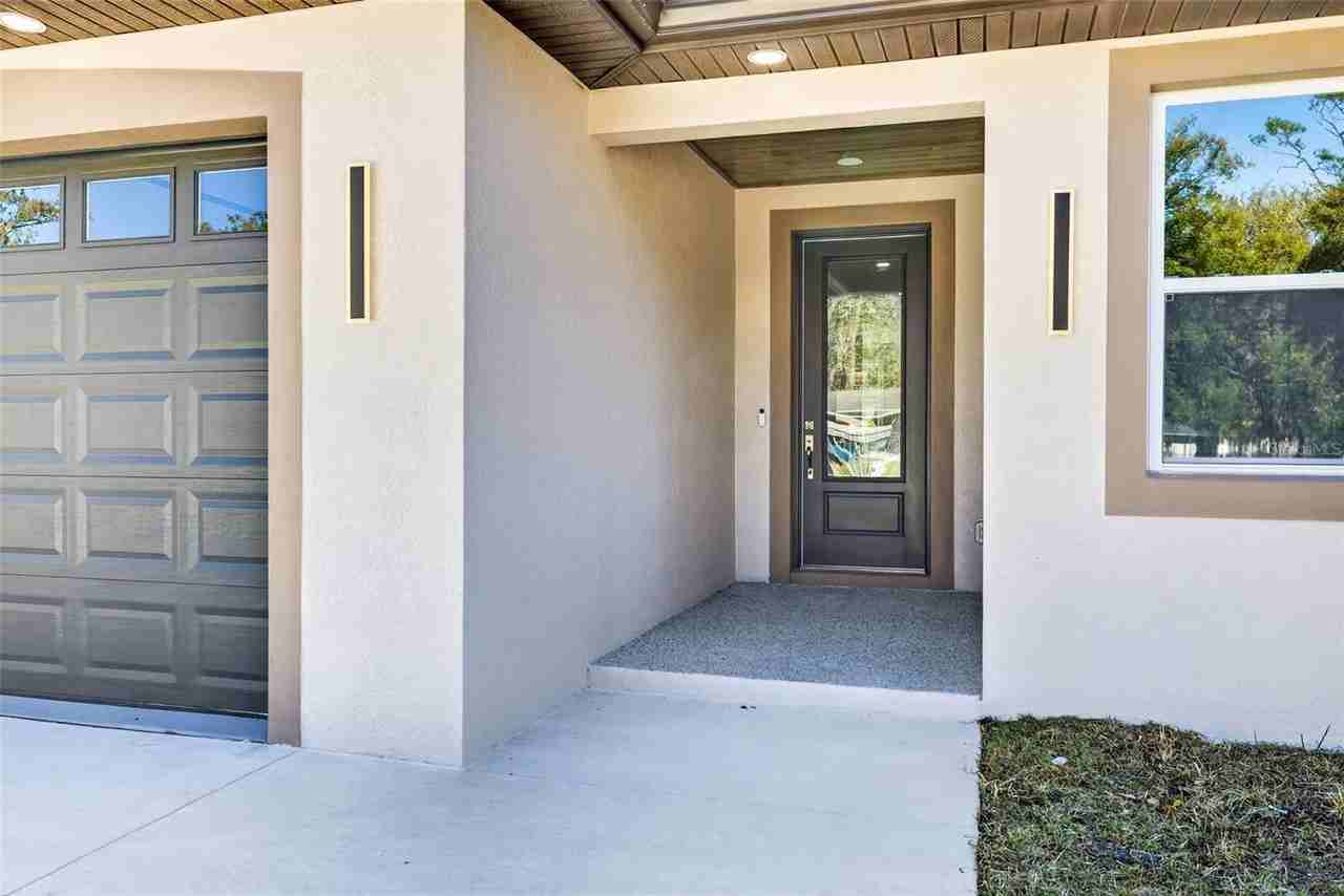 288 Roosevelt Ave - Photo 6 of 50