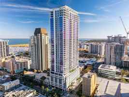 featured image of 275 1st Ave S #2803