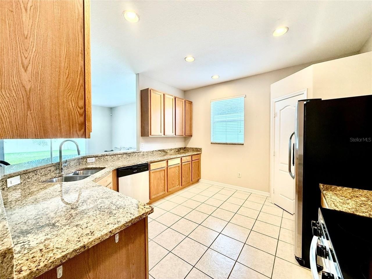 4004 Langdrum Dr - Photo 3 of 18
