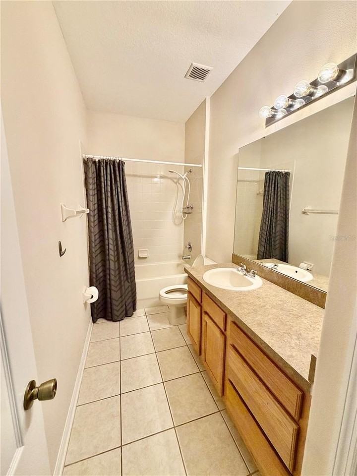 4004 Langdrum Dr - Photo 6 of 18