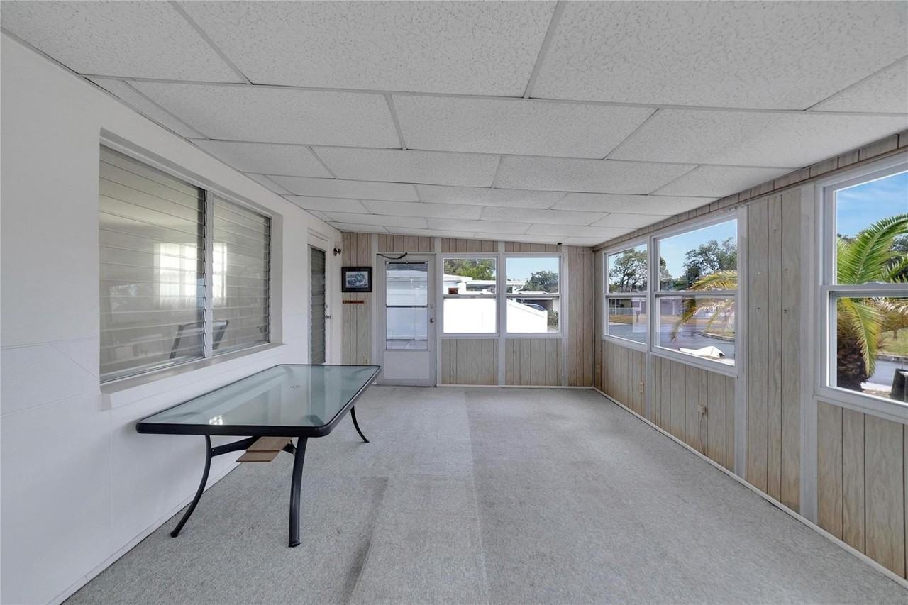 12093 104th Ln - Photo 7 of 28