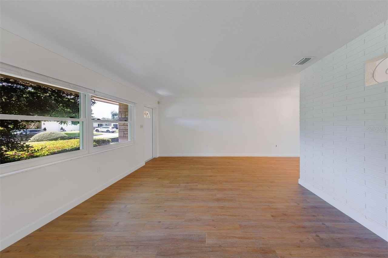 9741 52nd Ter N - Photo 4 of 50