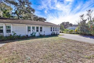 103 N Kingsway Rd - Photo 1 of 1