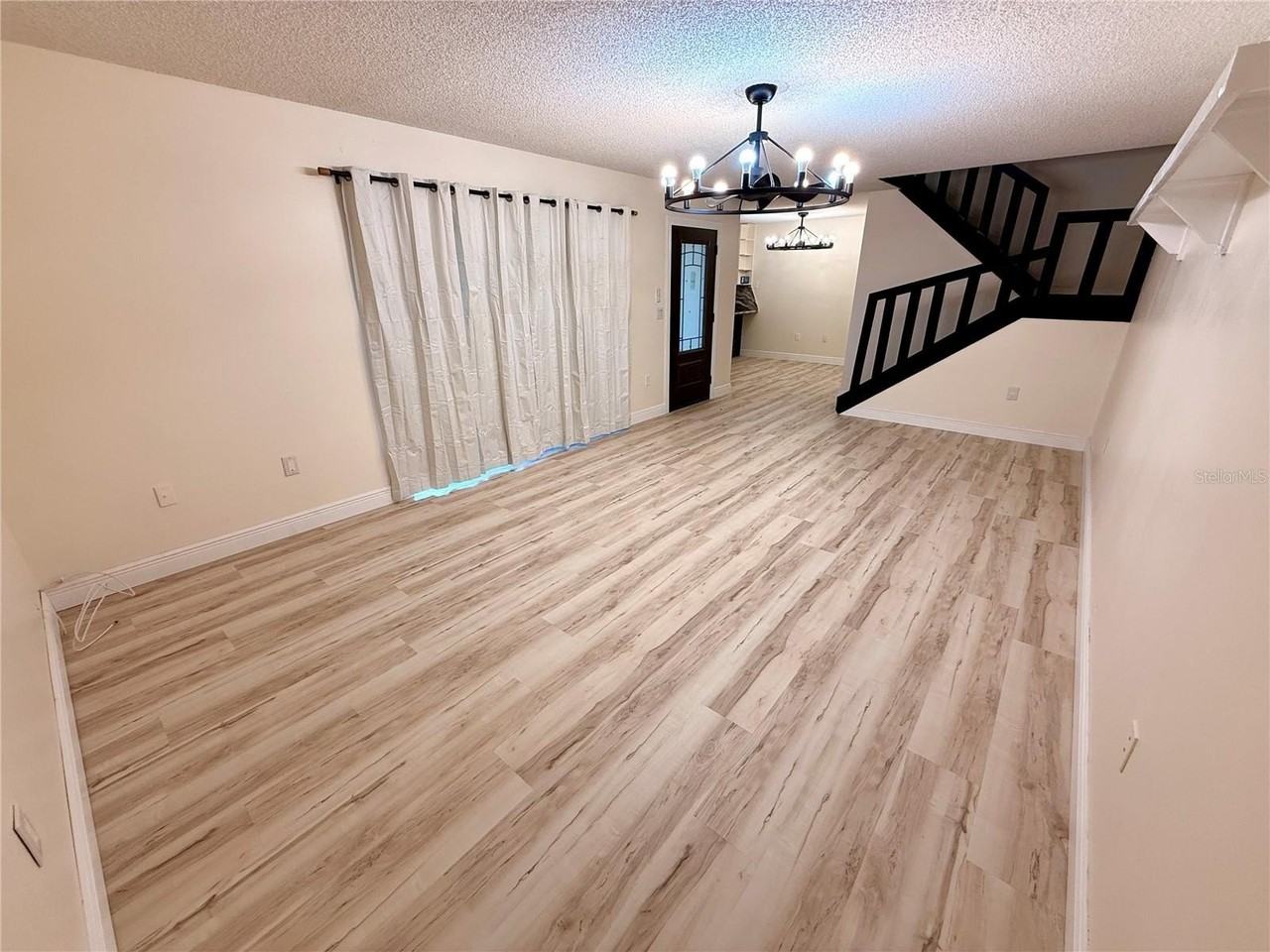 2747 5th Ct - Photo 5 of 49