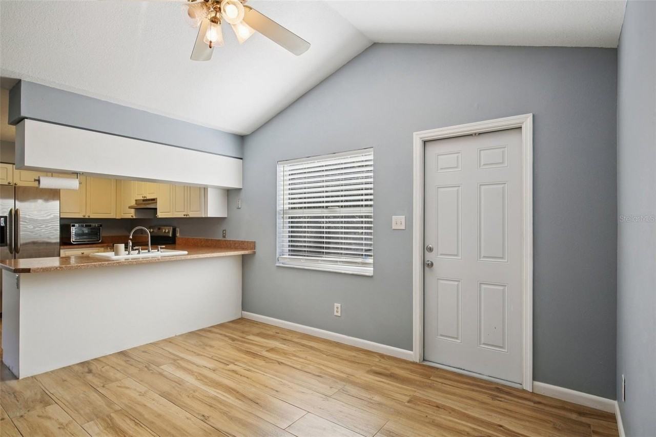 3501 W Reynolds St - Photo 7 of 32